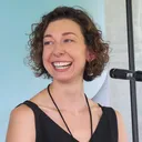 Andrea Bartz portrait