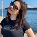 Lindsay Ellis portrait