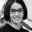 Nana Mouskouri portrait