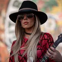 Orianthi portrait