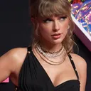 Taylor Swift portrait
